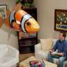 Летающая рыба Клоун - air-swimmers-clownfish-living-room.jpg